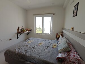 2 BHK Apartment For Rent in Paramount Hill County, Kondapur