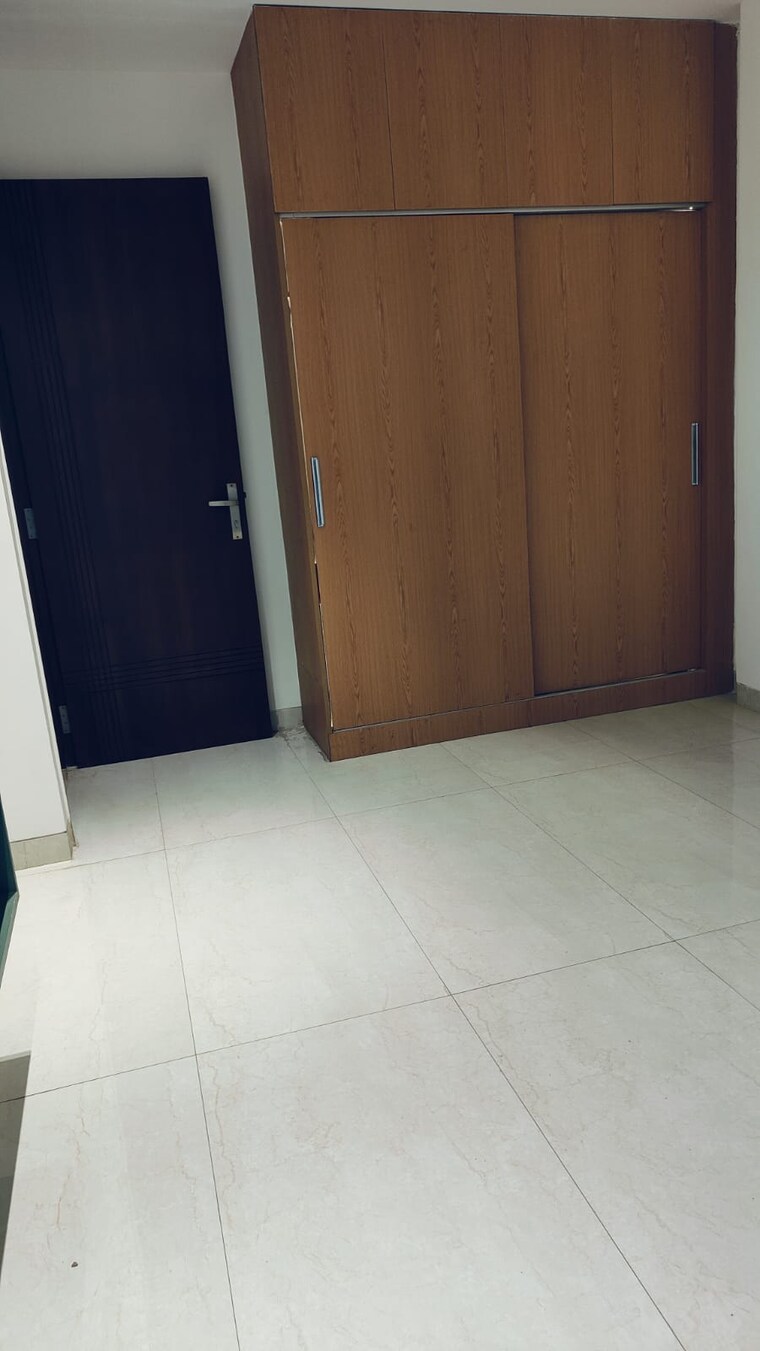 Room, vipul-world-floors 3 Bedroom 1469 Sq.Ft. Apartment In Sector 48 Gurgaon 10790229