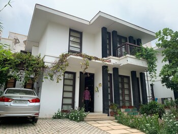 Vipul Tatvam Villas