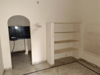 1 BHK Builder Floor for Rent in Moti Nagar, Hyderabad