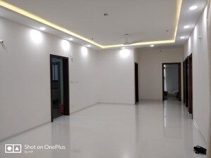Room in 3 BHK Apartment at Maya Indraprastha, Jp Nagar – for Rent