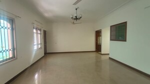 Room in 3 BHK Apartment at Maya Indraprastha, Jp Nagar – for Rent