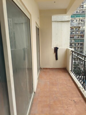 Building Lobby in 3 BHK Apartment at Mahagun Moderne, Sector 78 – for Rent
