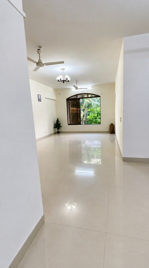 4 BHK Apartment For Rent in Rushi Tower, Andheri West