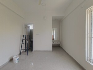 Room in 2 BHK Builder Floor at Hal Layout – for Rent