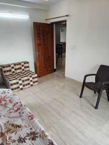 1 BHK Flat for Rent in Sector 23 Dwarka, Delhi