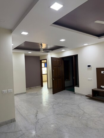 3 BHK Builder Floor for Rent in Rajouri Garden, Delhi