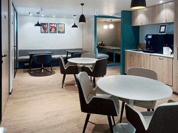   Co-working Space at Vijay Nagar – for Rent