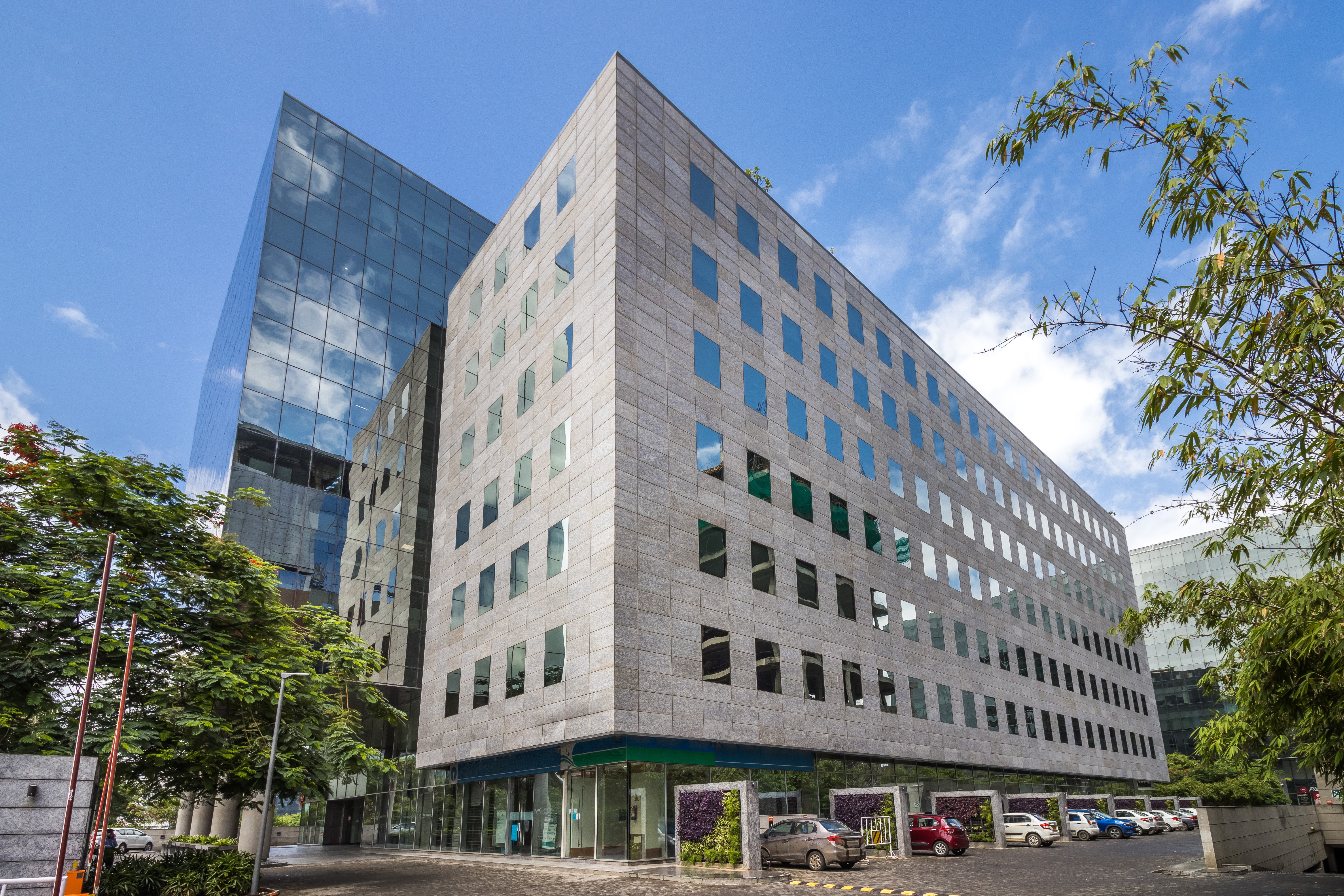 Office Space For Rent in Wtc