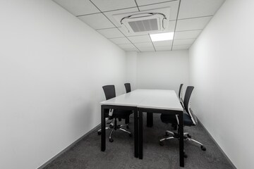  Co-working Space For Rent in Navrangpura