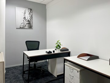 Team Area in  Co-working Space at Sector 14 – for Rent