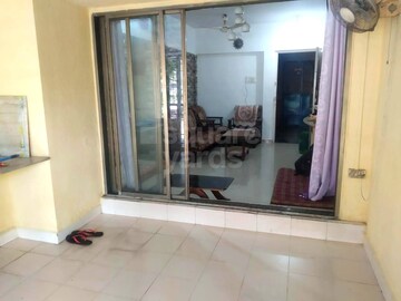 Master Bedroom in 3 BHK Apartment at Bharat Skyvistas, Andheri West – for Rent