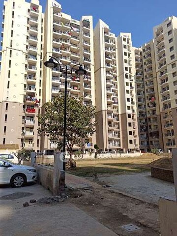  3 BHK Apartment at Om Sai Charan CHS, Borivali West – for Rent