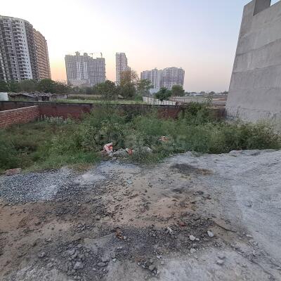 Plot For Sale in Sector 23