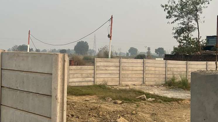 112 Sq.Yd. Plot in Patiala Road Zirakpur