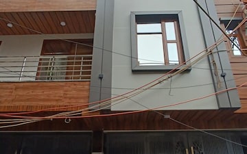 3 BHK Builder Floor at Paschim Vihar – for Sale