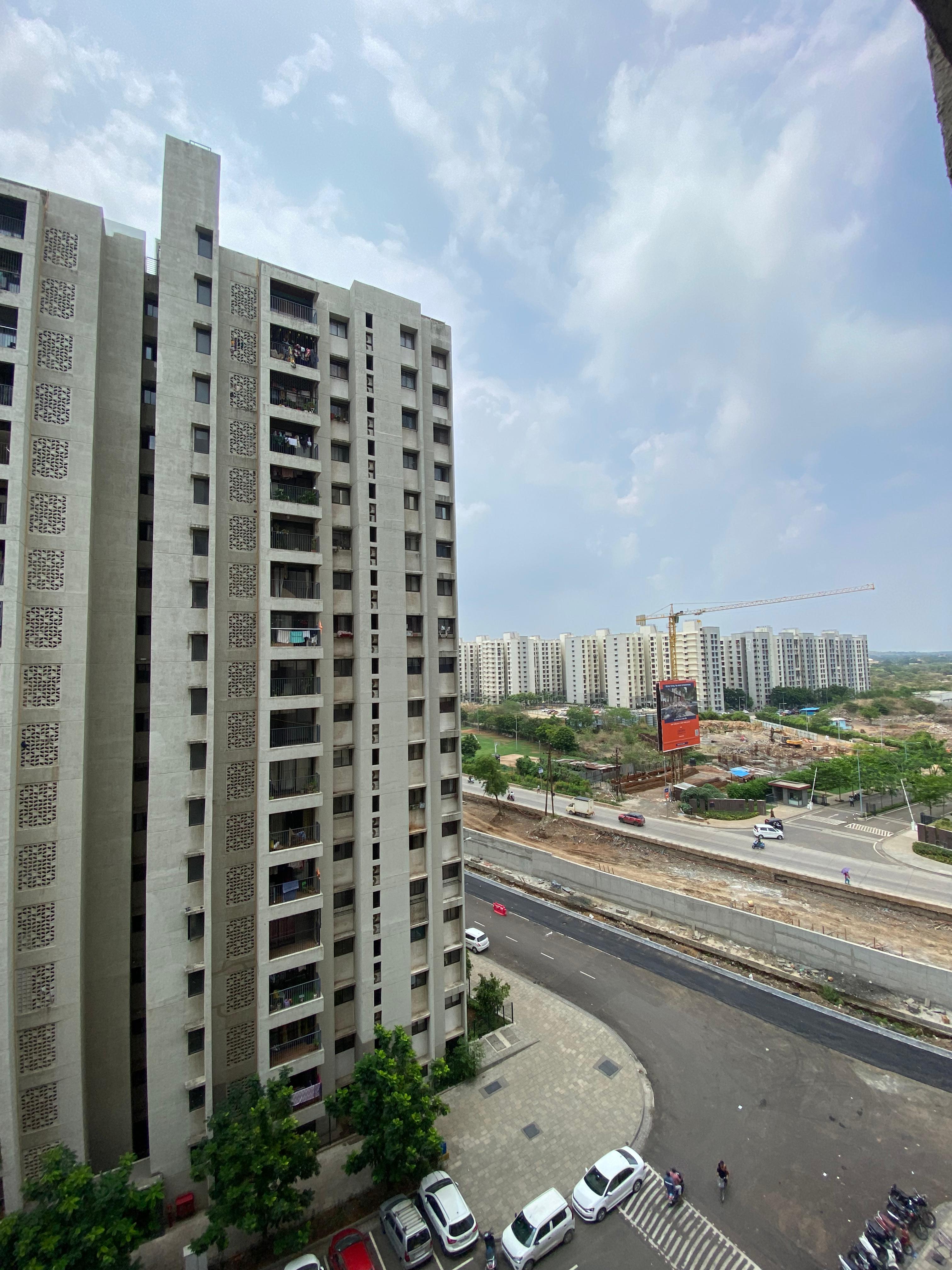 Rental 2 Bedroom 1000 Sq.Ft. Apartment in Medhi Park, Aundh Pune 7171491