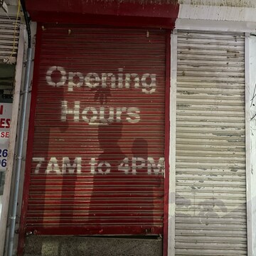   Shop at Sector 21c – for Rent