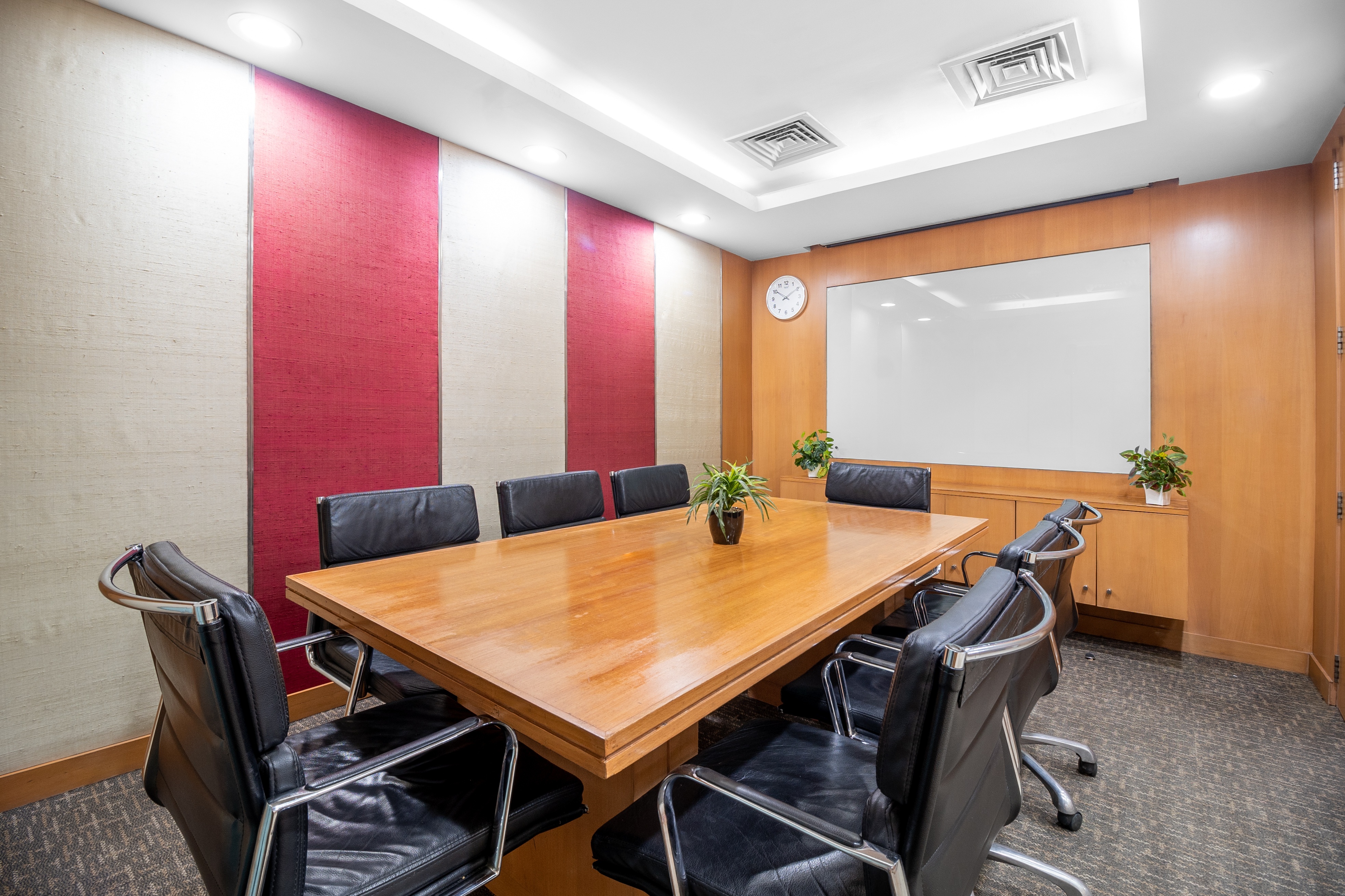 Office Space For Rent in Defence Colony