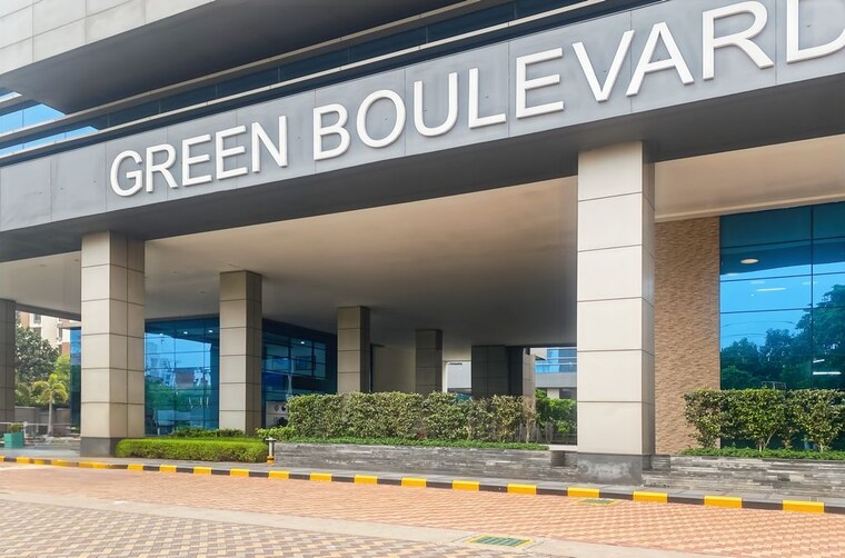 Exterior View, 3c-green-boulevard Commercial Office Space 538 Sq.Ft. In Sector 62 Noida 9807673