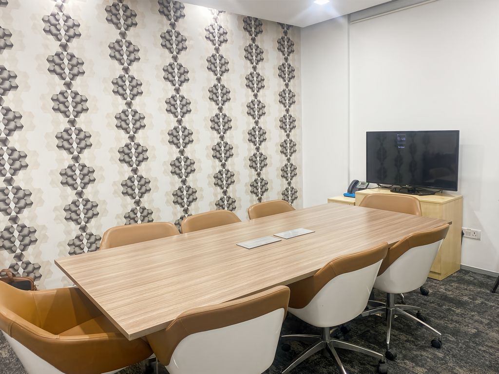 Office Space For Rent in Green Boulevard