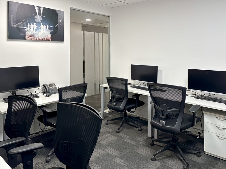 Team Area, wave city center Commercial Office Space 1186 Sq.Ft. In Wave City Center Noida 9540135