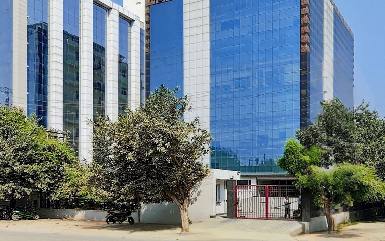 Exterior View, sector 142 Commercial Office Space 807 Sq.Ft. In Sector 142 Noida 9540492