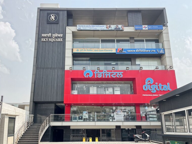 Exterior View, sky-square Commercial Office Space 1292 Sq.Ft. In Chandigarh Road Ludhiana 9540686