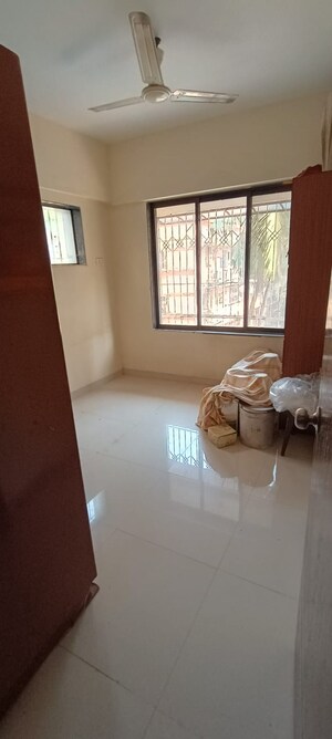 Room in  Apartment at Koregaon Park – for Sale