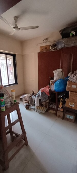 Room in  Apartment at Koregaon Park – for Sale
