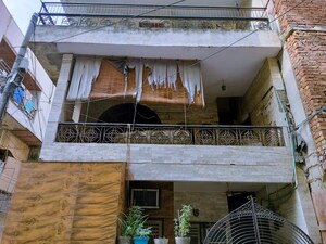  Builder Floor – Exterior View View at Pitampura - for Sale