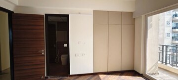 Room in 3 BHK Apartment at ACE Parkway, Sector 150 – for Rent