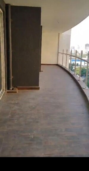 Room in 2 BHK Apartment at Gauri Excellency, Kandivali West – for Rent