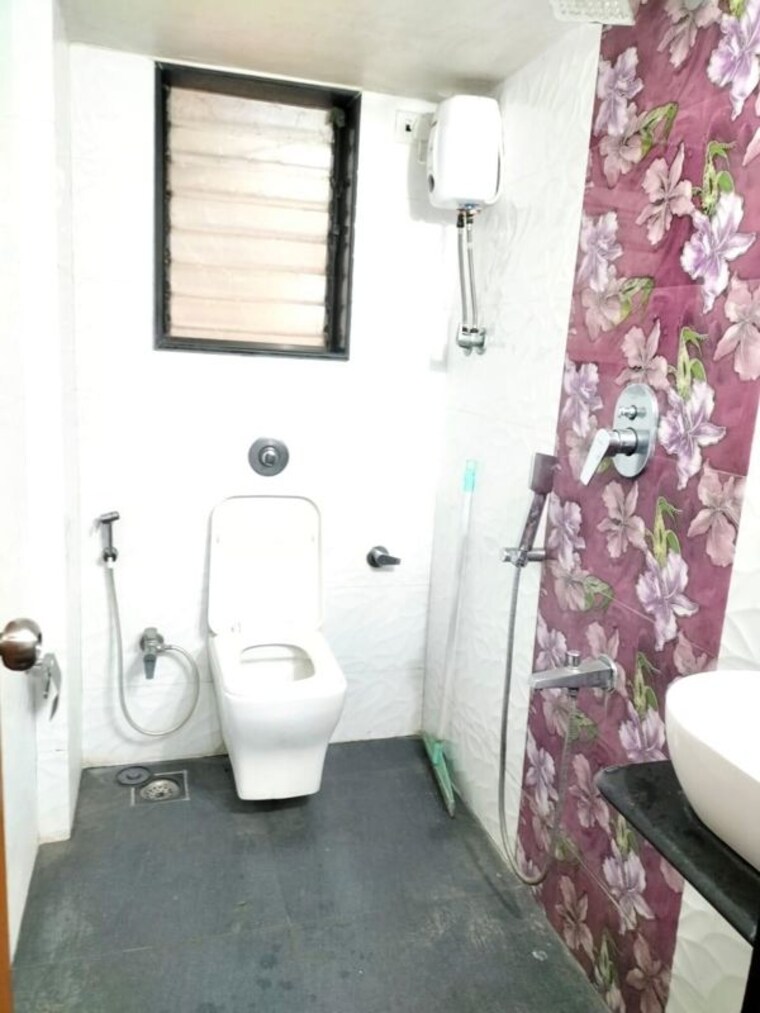 Bathroom, rock-castle-dahisar 3 Bedroom 900 Sq.Ft. Apartment In Dahisar West Mumbai 9681122