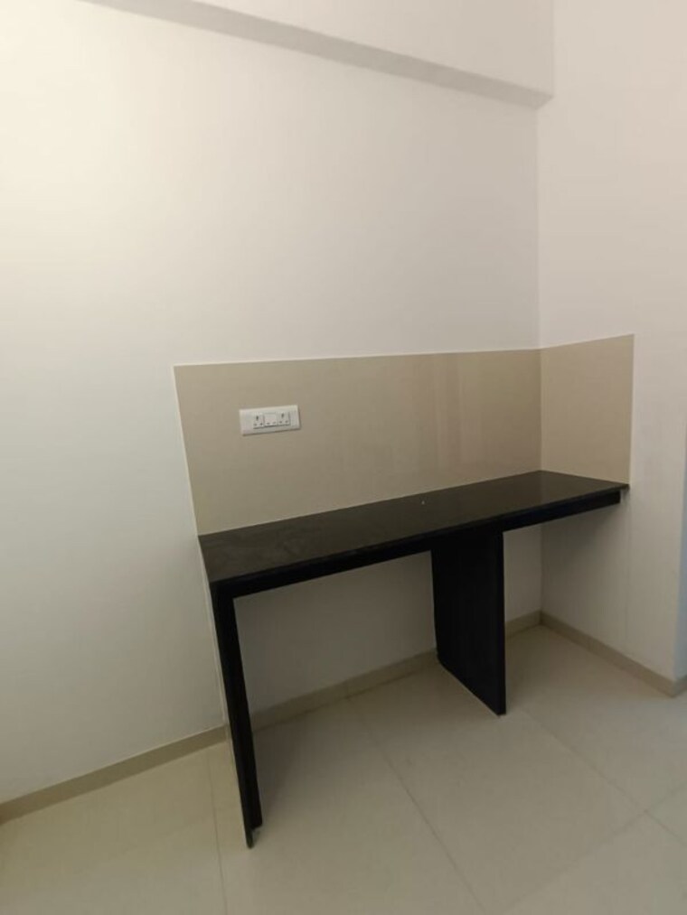 Kitchen, runwal-the-central-park 2 Bedroom 666 Sq.Ft. Apartment In Chinchwad Pune 9674492