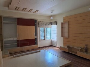 Room in 3 BHK Apartment at Reliaable Lakedew Residency, Harlur – for Sale