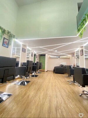 Gym in  Shop at Kalpataru Vikas, Peddar Road – for Rent