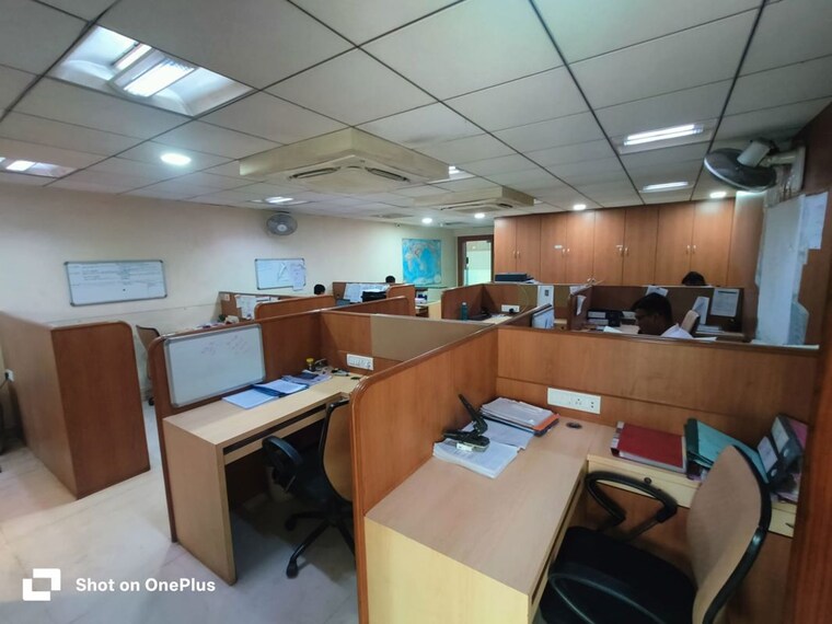 Team Area, terminal-9 Commercial Office Space 1181 Sq.Ft. In Vile Parle East Mumbai 9683019