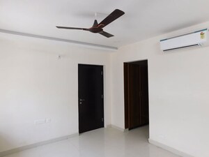 Room in 4 BHK Villa at Nallagandla – for Rent