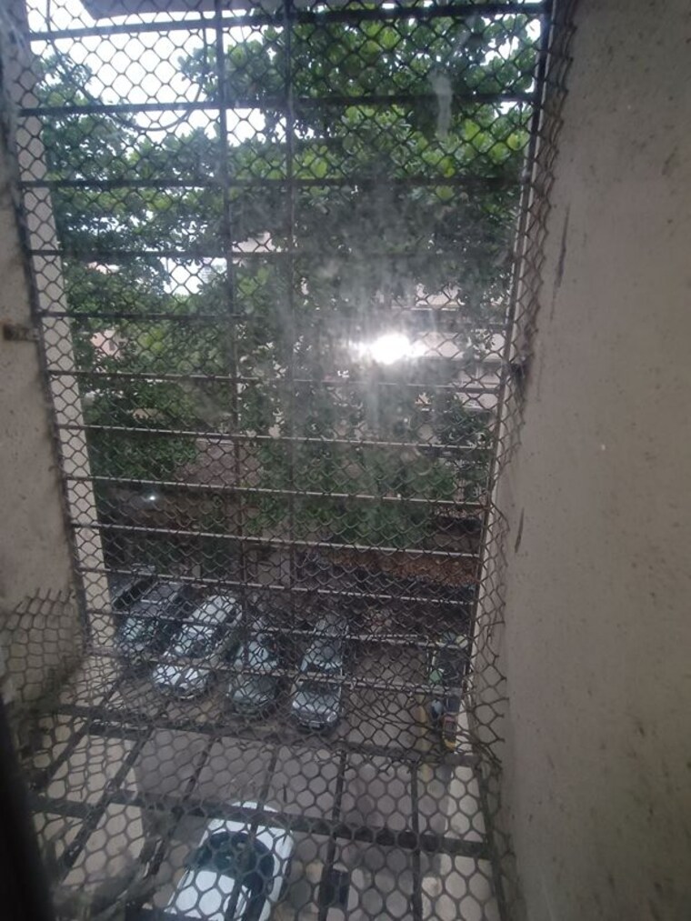 Balcony, kashish-park-apartment 1 Bedroom 477 Sq.Ft. Apartment In Lal Bahadur Shastri Road Thane 9683277