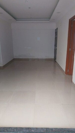 Room in 3 BHK Apartment at New Sumangal CHS, Chunabhatti – for Rent