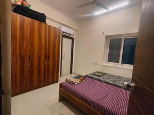 Bedroom in 2 BHK Apartment at Madhapur – for Rent