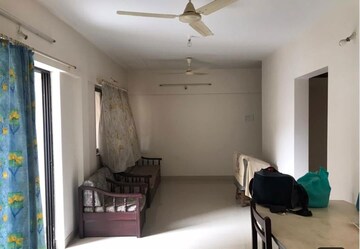 2 BHK Apartment For Rent in Raheja Vistas Phase 3, Mohammadwadi