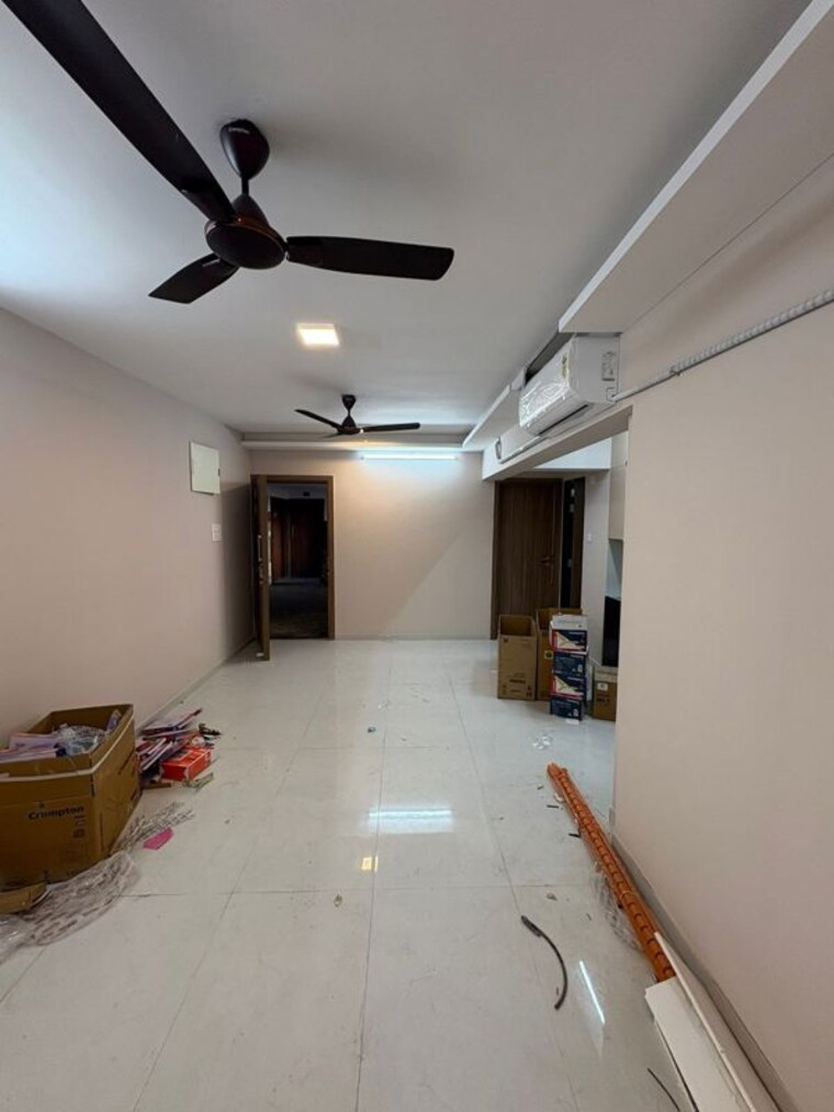 undefined, khar west 2 Bedroom 700 Sq.Ft. Apartment In Khar West Mumbai 9684564