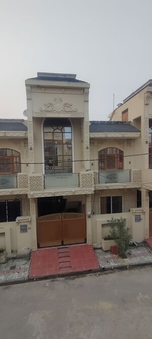 4 BHK Villa – Exterior View View at Safedabad - for Sale