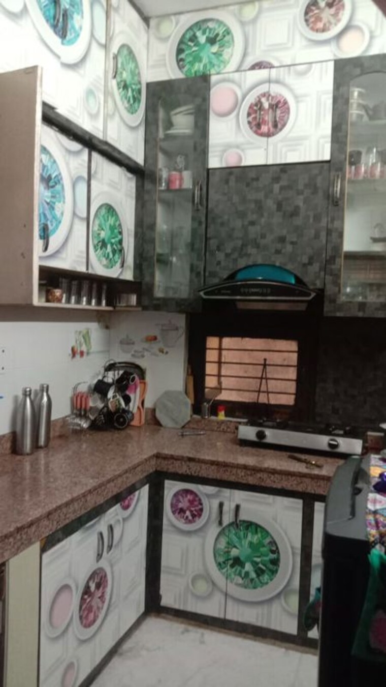 Kitchen, a block shastri nagar 3 Bedroom 110 Sq.Yd. Builder Floor In A Block Shastri Nagar Ghaziabad 9602721