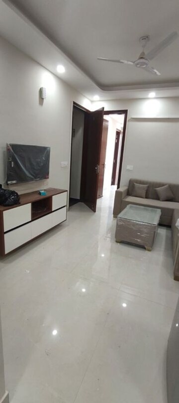 Living Room in 2 BHK Builder Floor at Sector 40 – for Rent