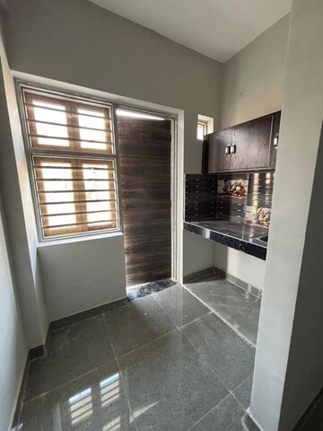 Room in 1 RK Builder Floor at Sector 86 – for Rent