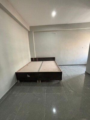 Furnished Amenities in 1 RK Builder Floor at Sector 86 – for Rent