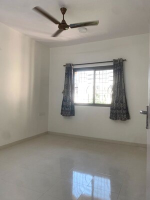 Room in 2 BHK Apartment at Sneh CHS, Nerul – for Rent